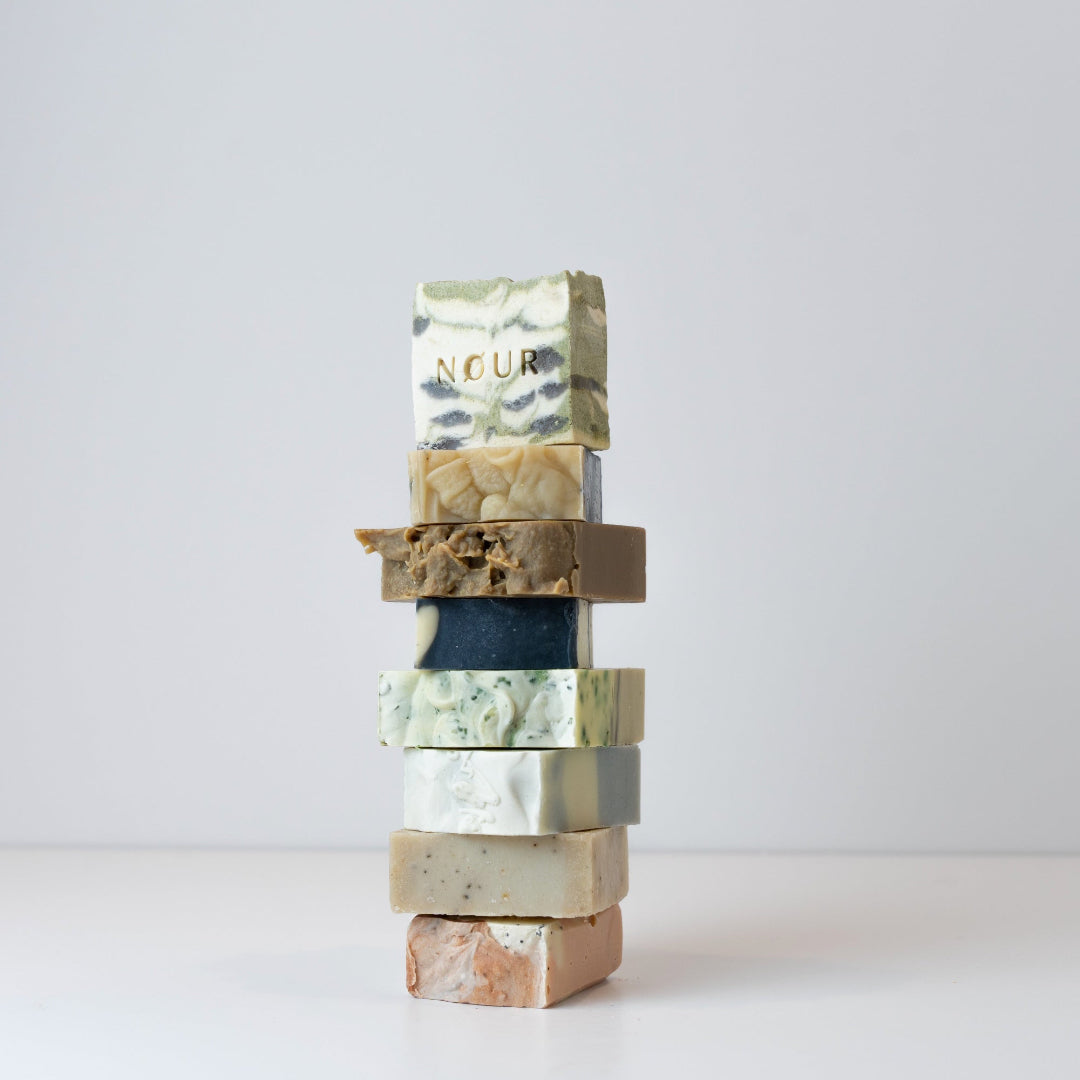NØUR Probepaket liebevoll verpackt – nachhaltiges Geschenk für Naturkosmetik-Fans