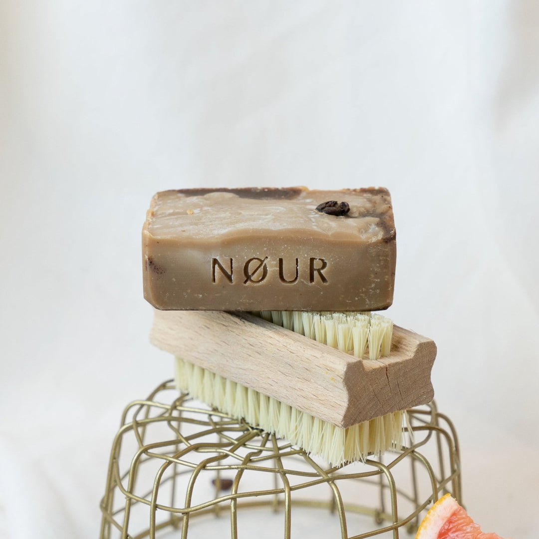 nour Naturseife kitchenette auf nagelbuerste kaffeeseife mit peeling