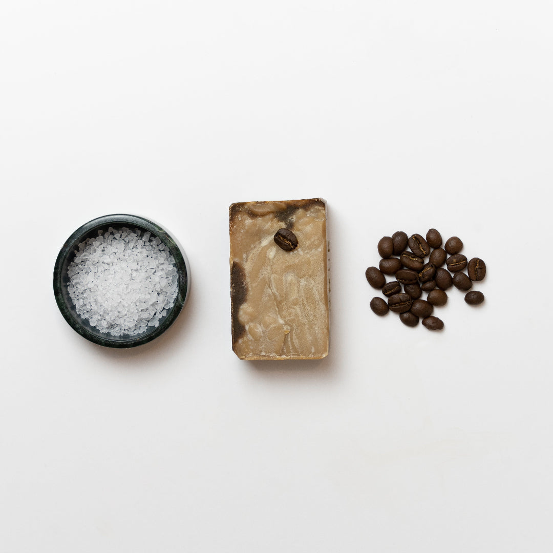 Kitchenette mit Kaffee und Salz
